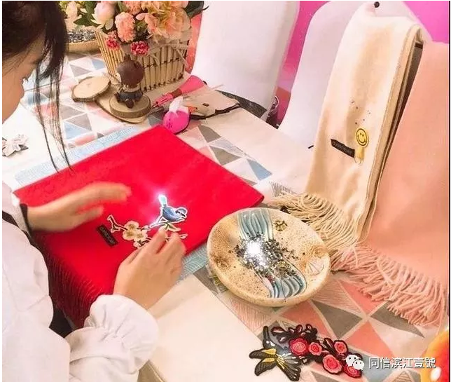 來濱江壹號(hào)手作圍巾，溫暖一整個(gè)冬天